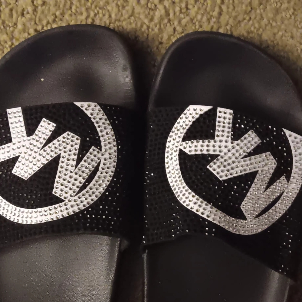 MK SLIDE ONS